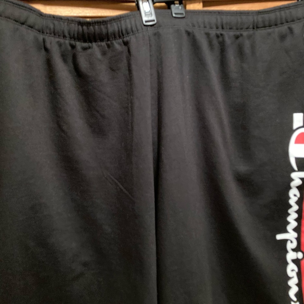 Champion Black Fleece Shorts - Picture 4 of 12